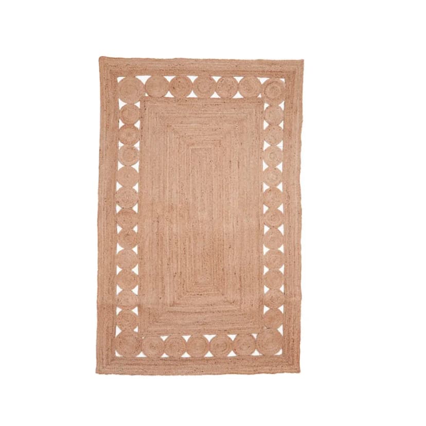 Hand Braided Beige Scalloped Jute Area Rug 