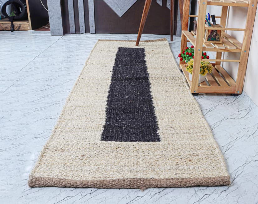 Custom Size Decorative Handwoven Off White and Black Jute Hemp Runner Rug Yoga mat Throw Carpet Hemp Jute Runner Rug